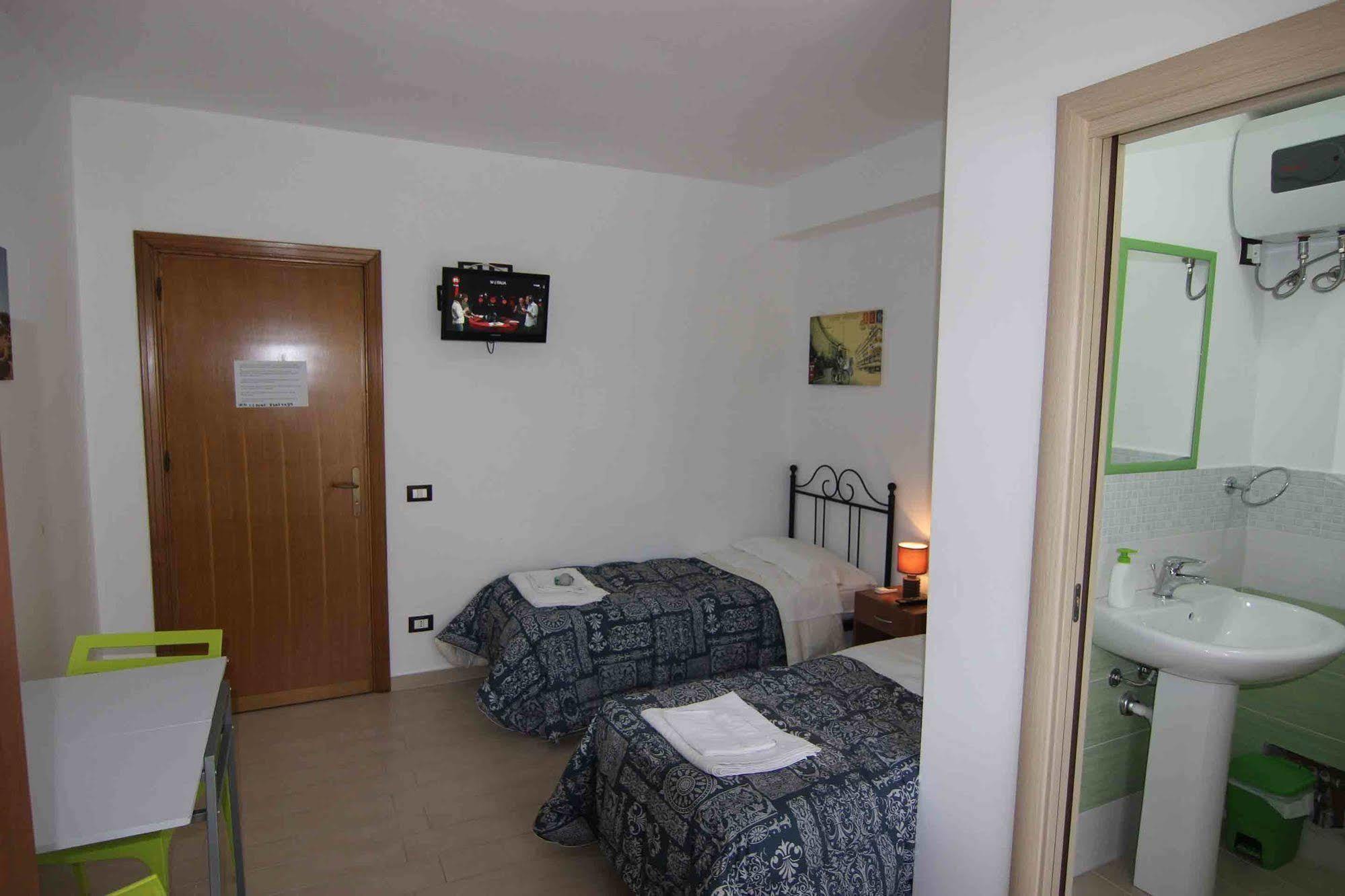 B&B Le Dune Beach San Leone Exterior photo