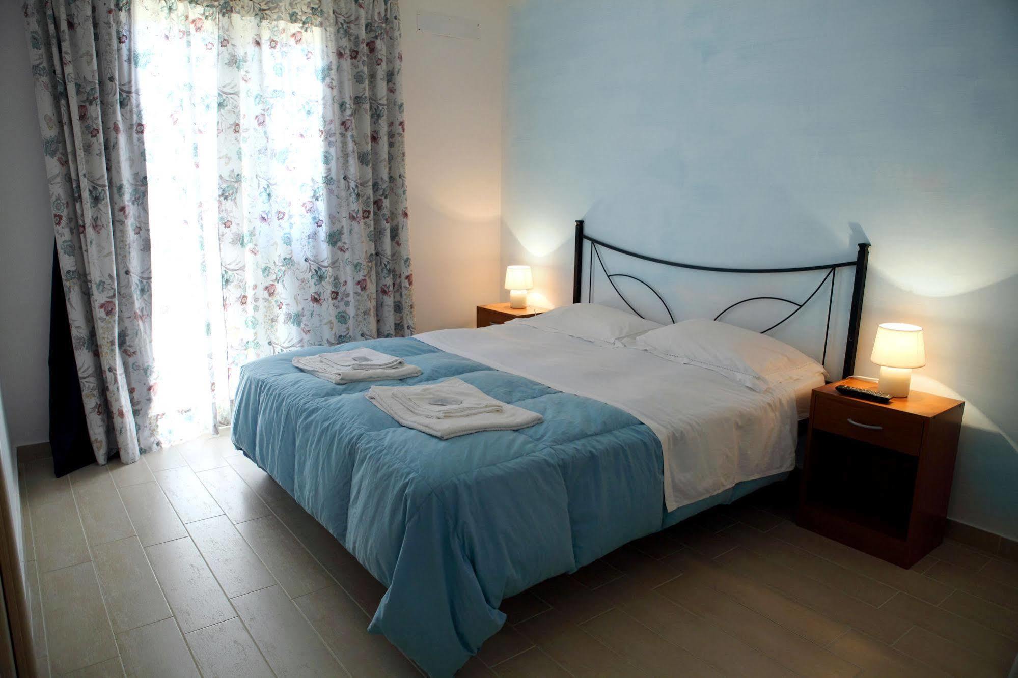 B&B Le Dune Beach San Leone Exterior photo