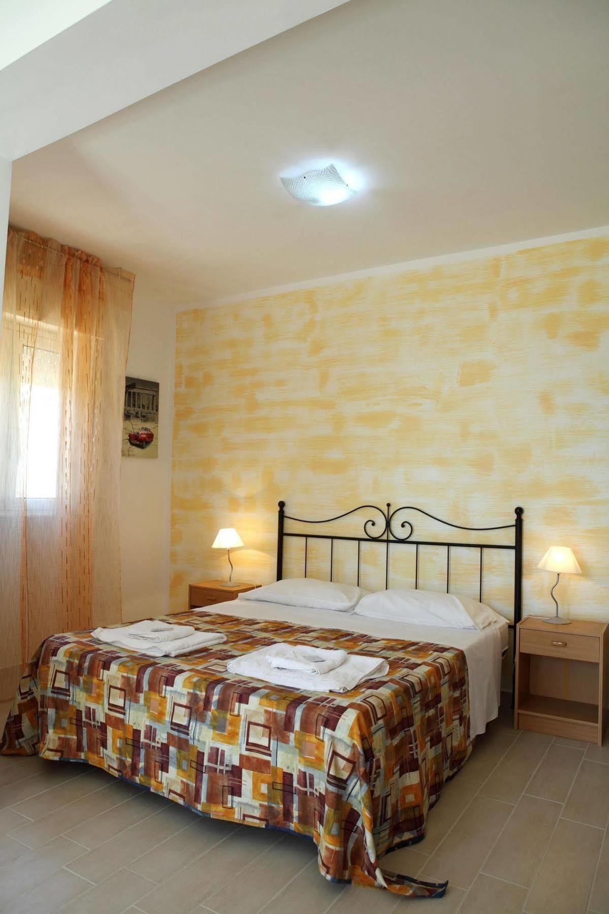 B&B Le Dune Beach San Leone Exterior photo